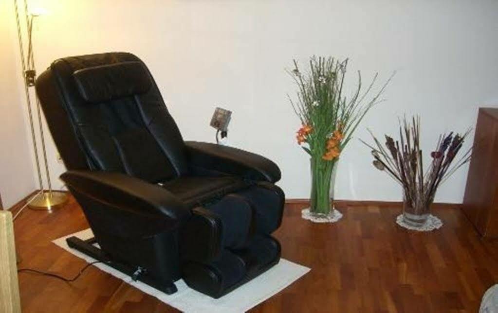 Apartment Mariahilf - 4Rooms4You Wien Exteriör bild
